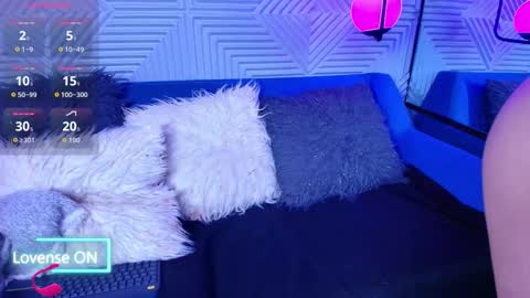 ambar online show from October 2025 11:11:01 AM