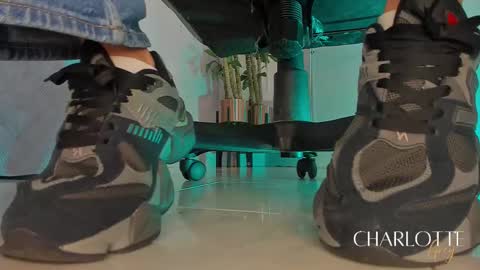 charlotte  grey online show from January 2026 08:43:01 PM