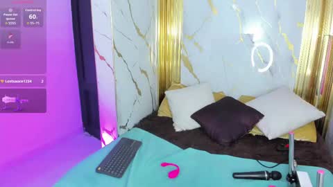 Snapshot of charlotte__milf chatting on May 2026 09:55:01 PM charlotte__milf online show from May 2026 09:55:01 PM