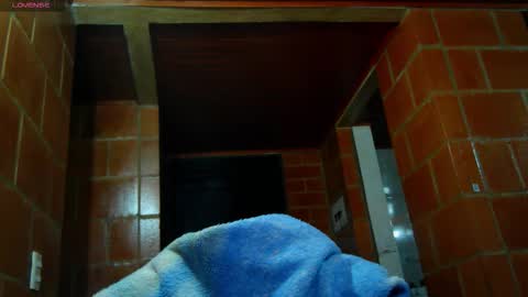 Charlotte  online show from November 2025 10:54:02 PM