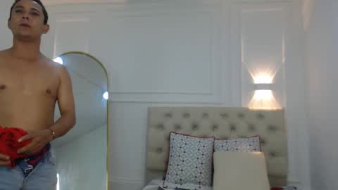 charlottte y dante online show from December 2025 09:33:02 PM