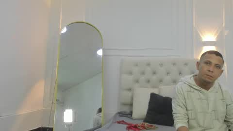 charlottte y dante online show from April 2026 03:56:01 AM