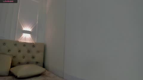 Snapshot of charlotte_dante212 chatting on July 2026 02:17:02 AM charlottte y dante online show from July 2026 02:17:02 AM