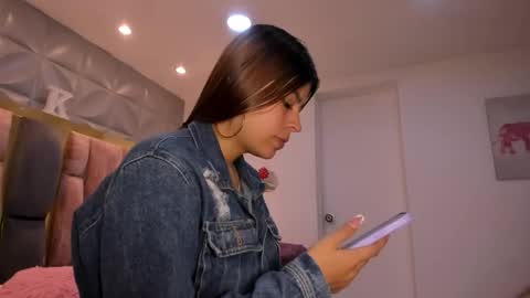 Charlotte Icee online show from February 2026 03:05:02 PM