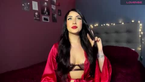 Charlotte james online show from January 2026 02:36:02 AM