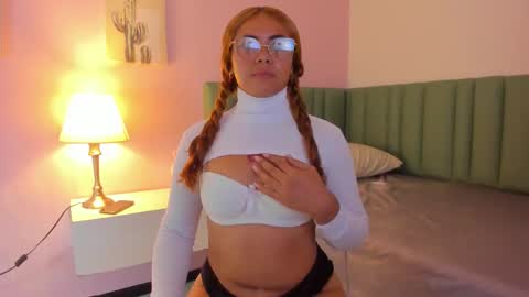 Charlotte online show from October 2025 03:27:02 AM