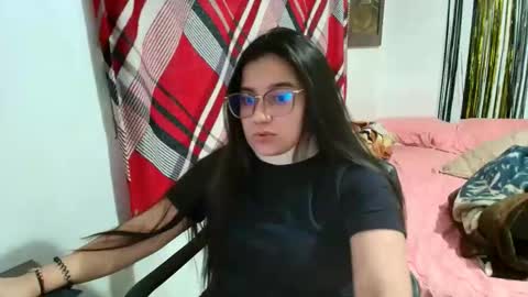 Snapshot of charlotte_richardson chatting on February 2026 12:42:01 AM charlotte_richardson online show from February 2026 12:42:01 AM