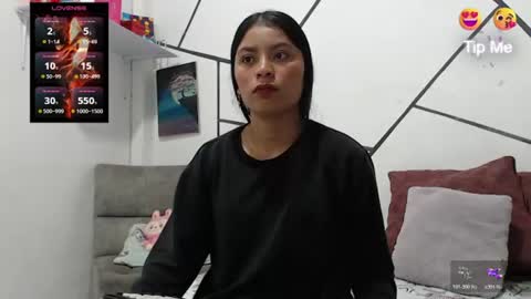 Snapshot of charlotte_vickie chatting on July 2026 11:01:02 AM Charlotte online show from July 2026 11:01:02 AM