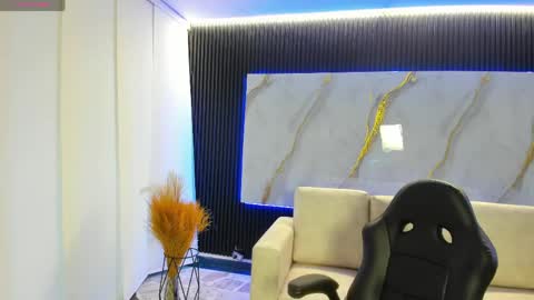 Charlotte  Everyday From 0700 to 1300 Col Time online show from April 2026 11:46:02 AM