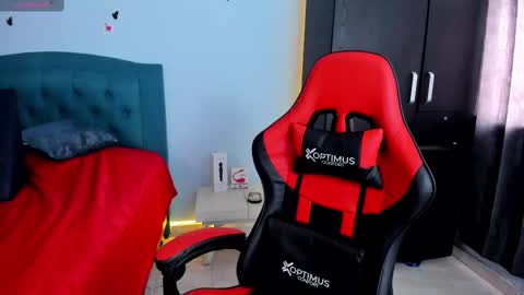 Natalia online show from March 2025 06:12:01 PM