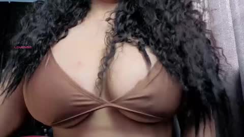 Natalia online show from October 2025 06:53:01 PM