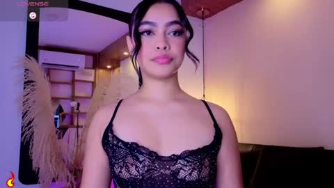 Snapshot of charlotteg18 chatting on July 2026 03:53:01 AM Charlote online show from July 2026 03:53:01 AM