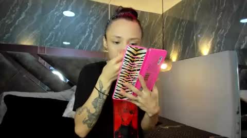 Snapshot of charlottekraviz chatting on February 2026 06:36:01 PM Charlotte online show from February 2026 06:36:01 PM