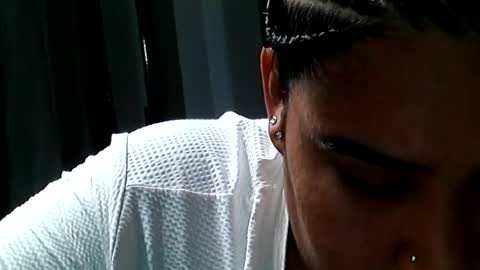 charlottequeen_21 online show from July 2026 01:34:02 AM