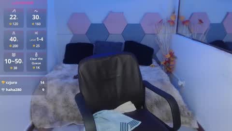 Charlotte Taylor online show from February 2025 07:09:01 AM