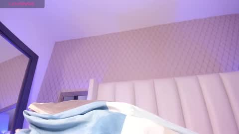 Snapshot of charlottreid chatting on December 2024 05:05:02 PM Charlot Treid online show from December 2024 05:05:02 PM