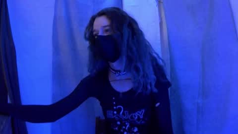 Snapshot of charlydestroyer chatting on December 2024 02:27:01 PM charly dest online show from December 2024 02:27:01 PM