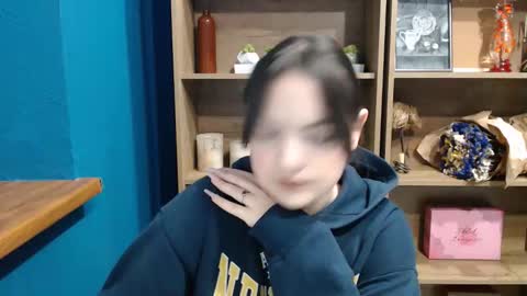 Julliette online show from November 2025 07:55:01 AM