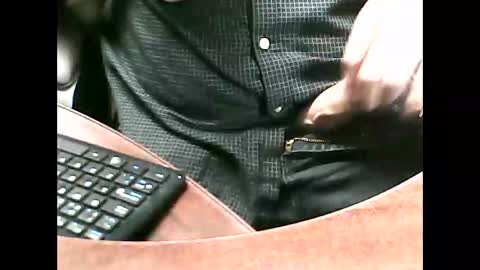 charmeur2672 online show from October 2025 09:43:01 AM