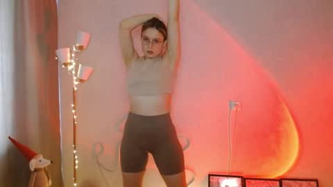 Snapshot of charming_beauty chatting on January 2025 03:04:02 AM Michelle online show from January 2025 03:04:02 AM