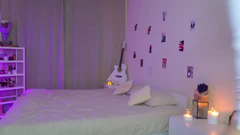 Kaylee online show from October 2025 03:55:01 PM