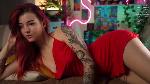 Snapshot of charmings_054 chatting on January 2025 05:19:01 PM Belle and Miley online show from January 2025 05:19:01 PM