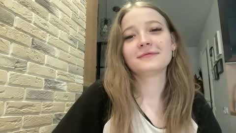 Sarah online show from May 2026 02:55:02 PM