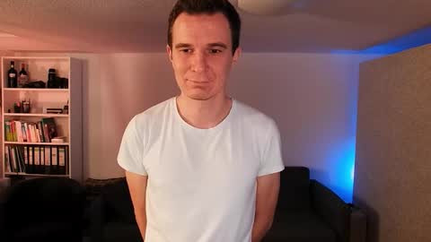 Snapshot of chasingwhiterabbit chatting on March 2026 02:30:01 PM Chasing Rabbit online show from March 2026 02:30:01 PM