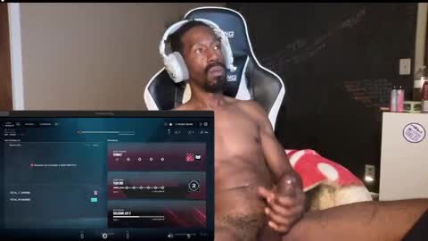 Snapshot of chatteebo chatting on December 2024 01:17:01 AM chatteebo online show from December 2024 01:17:01 AM