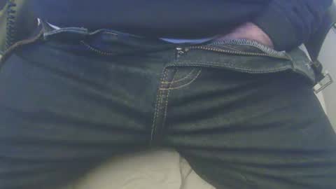 Snapshot of chattertonn chatting on October 2025 05:35:01 PM chattertonn online show from October 2025 05:35:01 PM