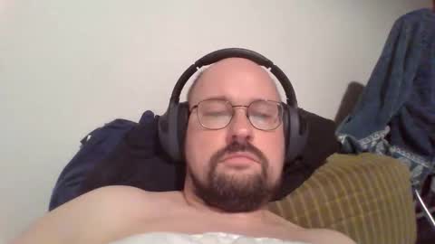 Snapshot of chattwixxy chatting on October 2025 09:35:02 PM Mickel online show from October 2025 09:35:02 PM