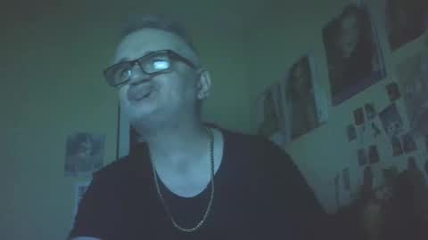 lee online show from October 2025 01:25:02 AM