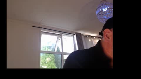 Snapshot of chazdiniro chatting on November 2025 08:06:01 AM chazdiniro online show from November 2025 08:06:01 AM