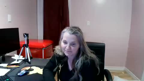 chealsiek online show from October 2025 01:08:02 AM