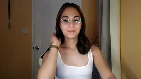 chelly4u69 online show from March 2026 02:04:01 AM