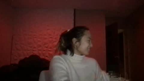 Snapshot of chellybear101 chatting on December 2024 08:00:02 AM chellybear101 online show from December 2024 08:00:02 AM