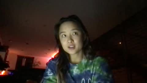 Snapshot of chellybear101 chatting on December 2024 02:33:02 PM chellybear101 online show from December 2024 02:33:02 PM