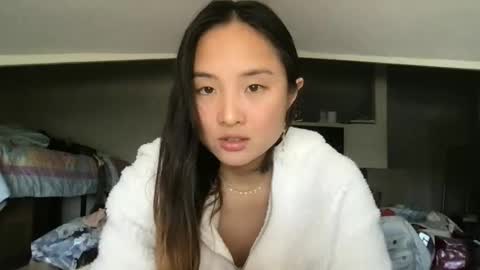 Snapshot of chellybear101 chatting on March 2025 07:47:02 PM chellybear101 online show from March 2025 07:47:02 PM