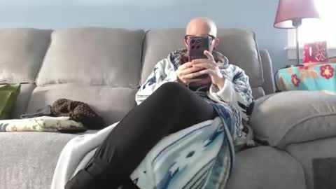 Chelsea online show from November 2025 04:42:01 PM