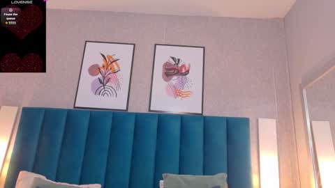   online show from November 2025 07:46:02 PM