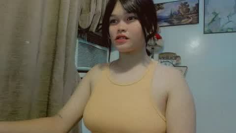 Snapshot of chennybbgirl chatting on September 2025 02:40:02 PM chenny online show from September 2025 02:40:02 PM