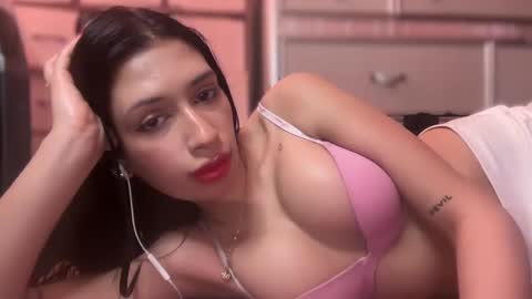 cherliecarmen online show from February 2025 07:16:02 PM