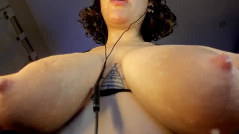 Allyss online show from January 2025 12:43:02 AM