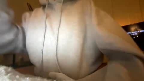 cherrieamaretto online show from January 2026 03:21:01 AM