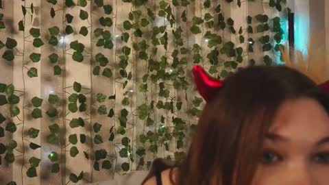 Snapshot of cherry_cheeky chatting on November 2025 01:24:03 PM Di online show from November 2025 01:24:03 PM