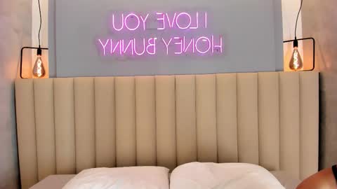 Snapshot of cherry_monroe_ chatting on January 2026 11:37:02 AM C H E R R Y online show from January 2026 11:37:02 AM