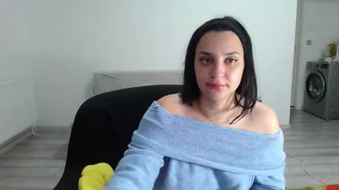 Snapshot of cherry_pie95 chatting on October 2025 02:12:02 AM Sherry online show from October 2025 02:12:02 AM