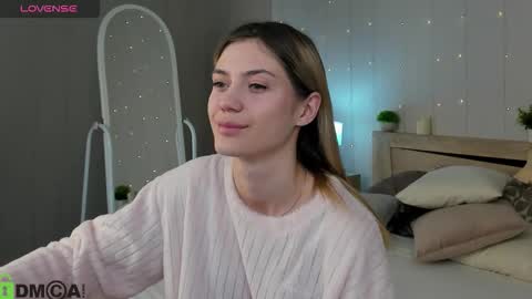 cherry_pr1ce online show from November 2025 12:49:01 AM