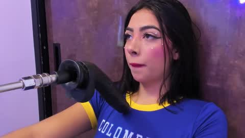 Snapshot of cherry_skinny_ chatting on May 2026 04:08:01 AM ANNY online show from May 2026 04:08:01 AM