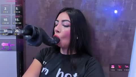Snapshot of cherry_skinny_ chatting on May 2026 04:32:01 AM ANNY online show from May 2026 04:32:01 AM